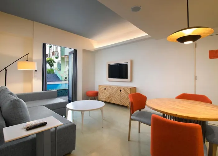 Hotel Harris Tuban Bali 4*