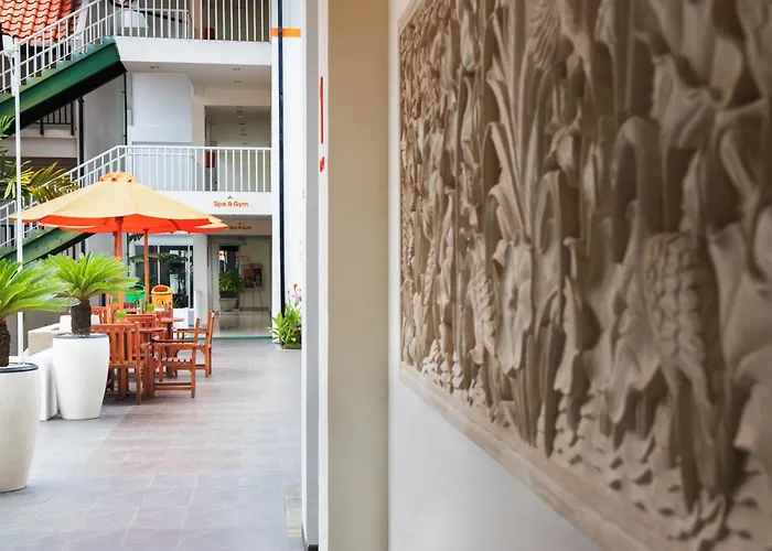 Hotel Harris Tuban Bali Kuta Lombok