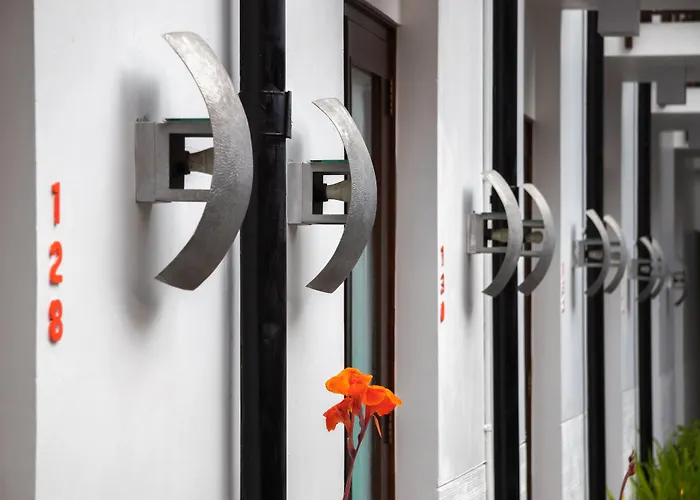 Hotel Harris Tuban Bali 4*